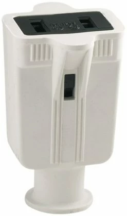 Eaton Plugs & Connectors 15-Amps 125-Volt NEMA 1-15R General-duty Straight